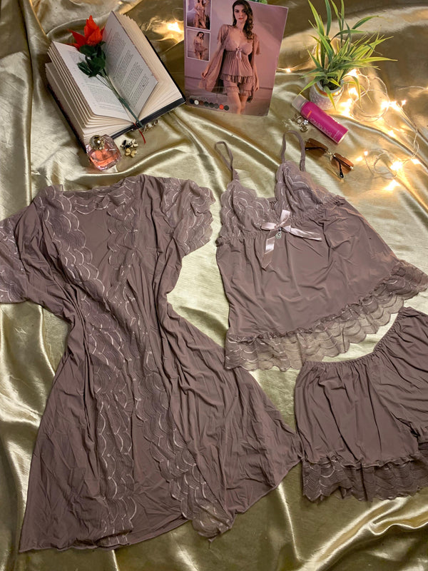Three- piece lingerie set