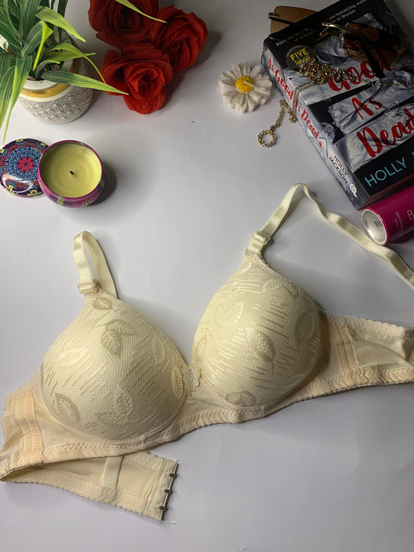 Women Soft Comfortable light padded bra